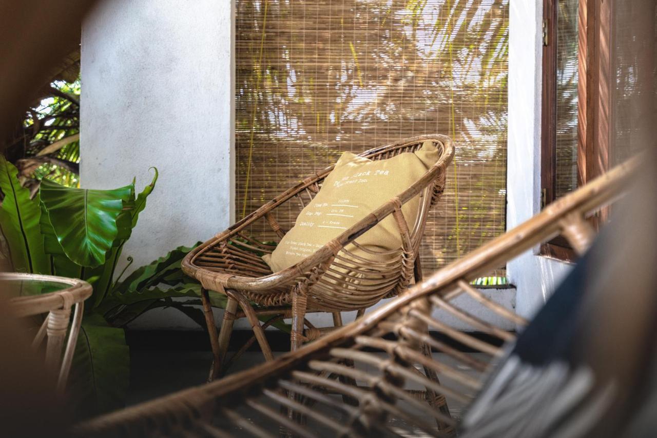 Layback Boutique Surf & Yoga Camp Sri Lanka Hostel Weligama Εξωτερικό φωτογραφία